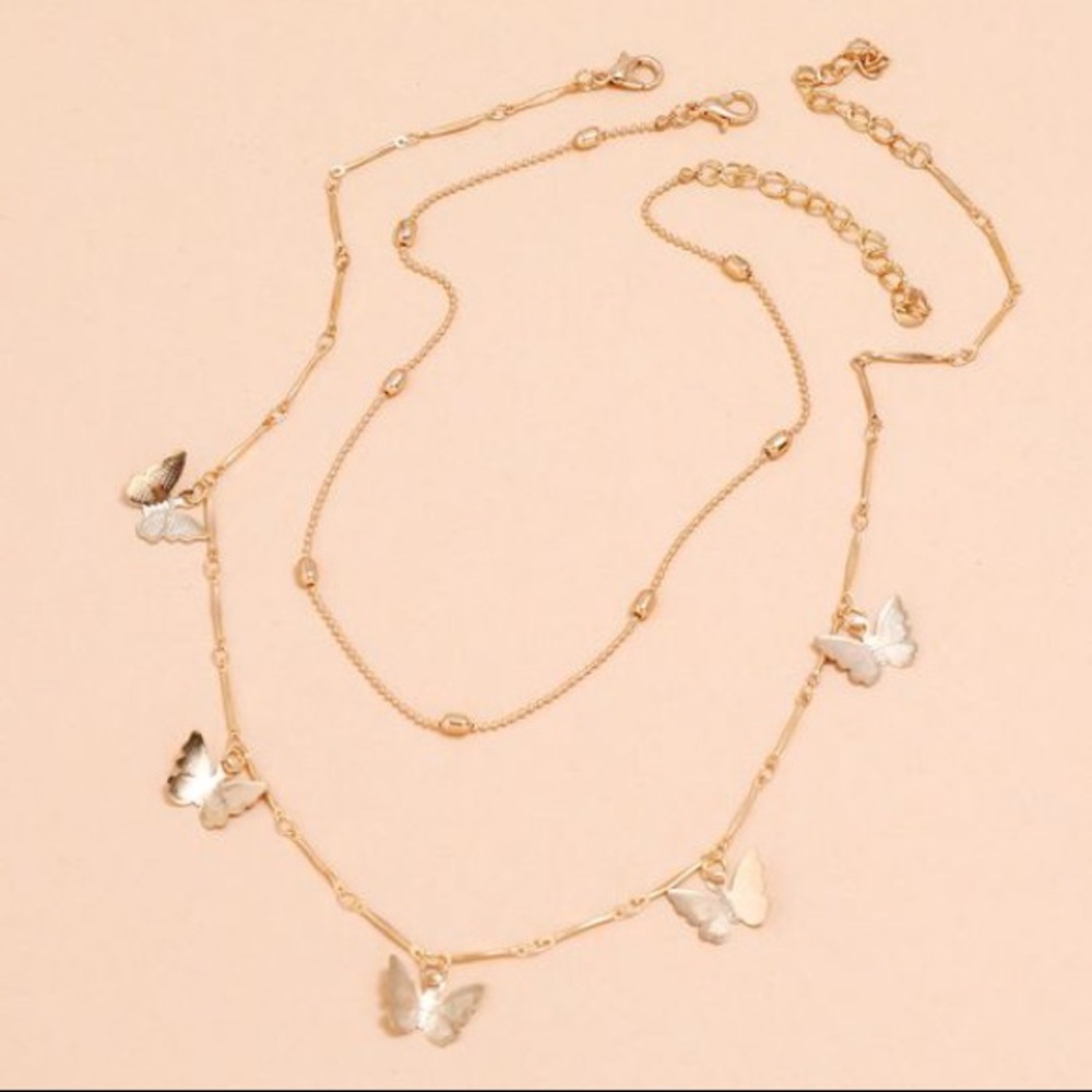 Last 1❗️2/$20💛 Butterfly Layered Necklace Bamboo - Picture 2 of 3